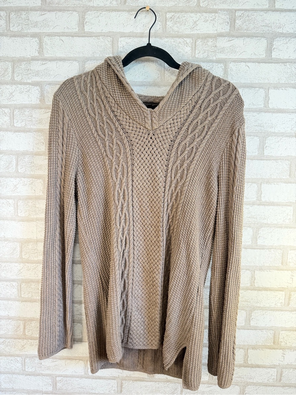 JEANNE PIERRE Taupe Cable-Knit Crewneck Sweater